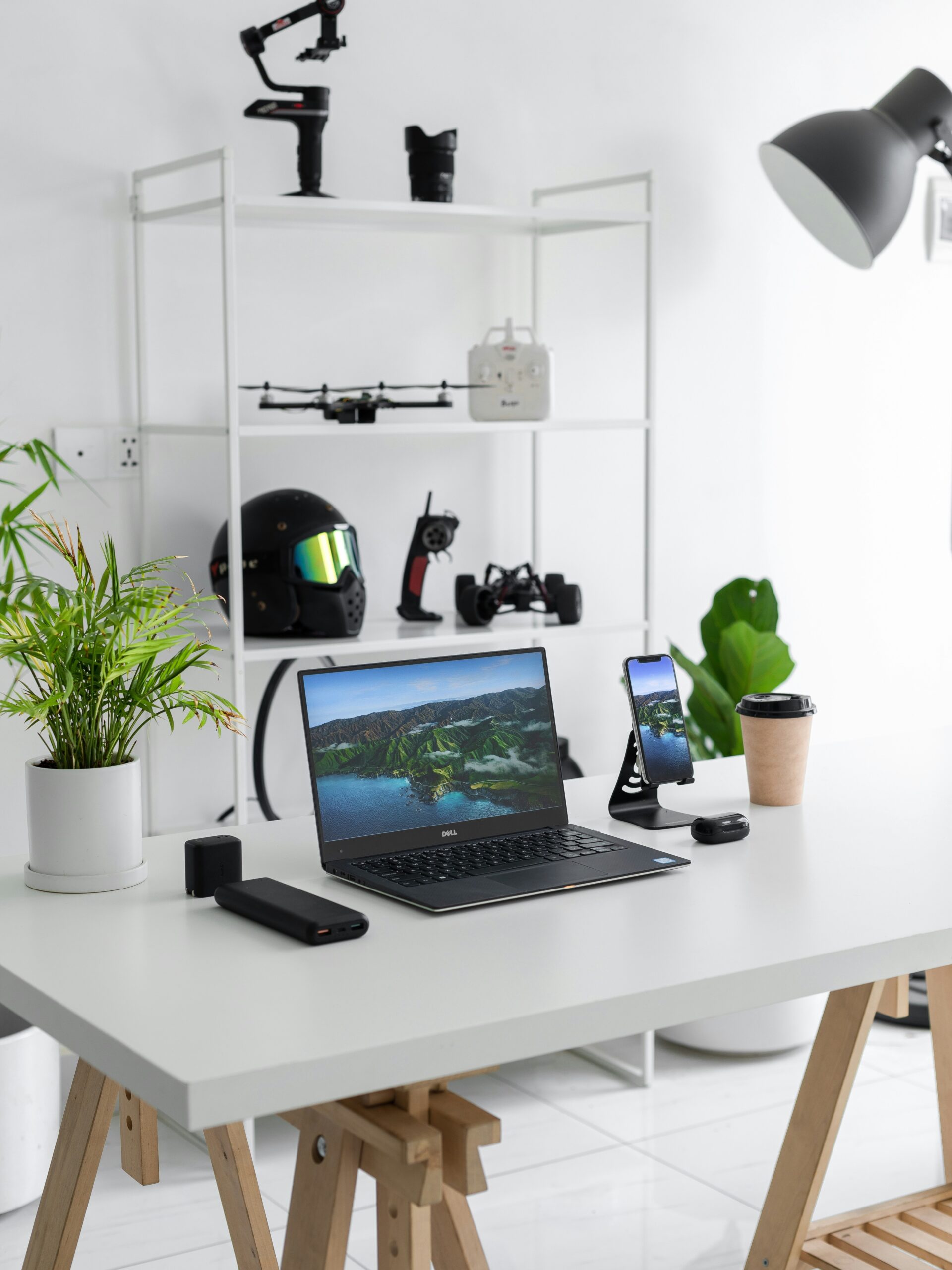 Hello World Featured Image